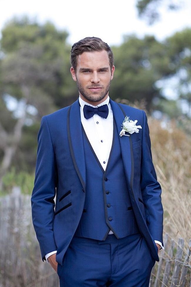 Синий мужской свадебный костюм